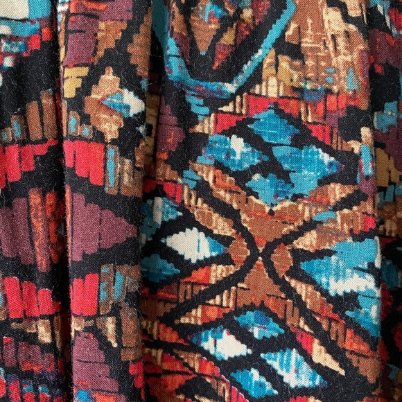 Kirra Colorful Pattern Mini Skirt- Size XS - Picture 2 of 4